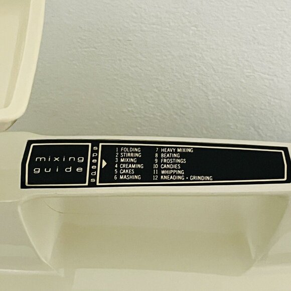 Vintage Oster Regency Kitchen Center  12 Speed w/ Attachments - Tested - Read - Picture 4 of 16